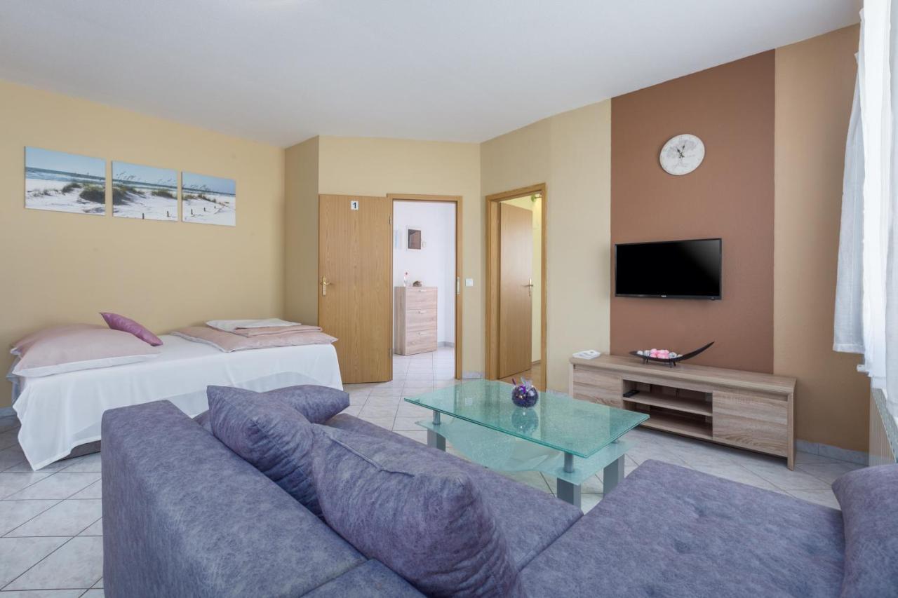 App Ruzica Finida Apartment อูมัค ภายนอก รูปภาพ