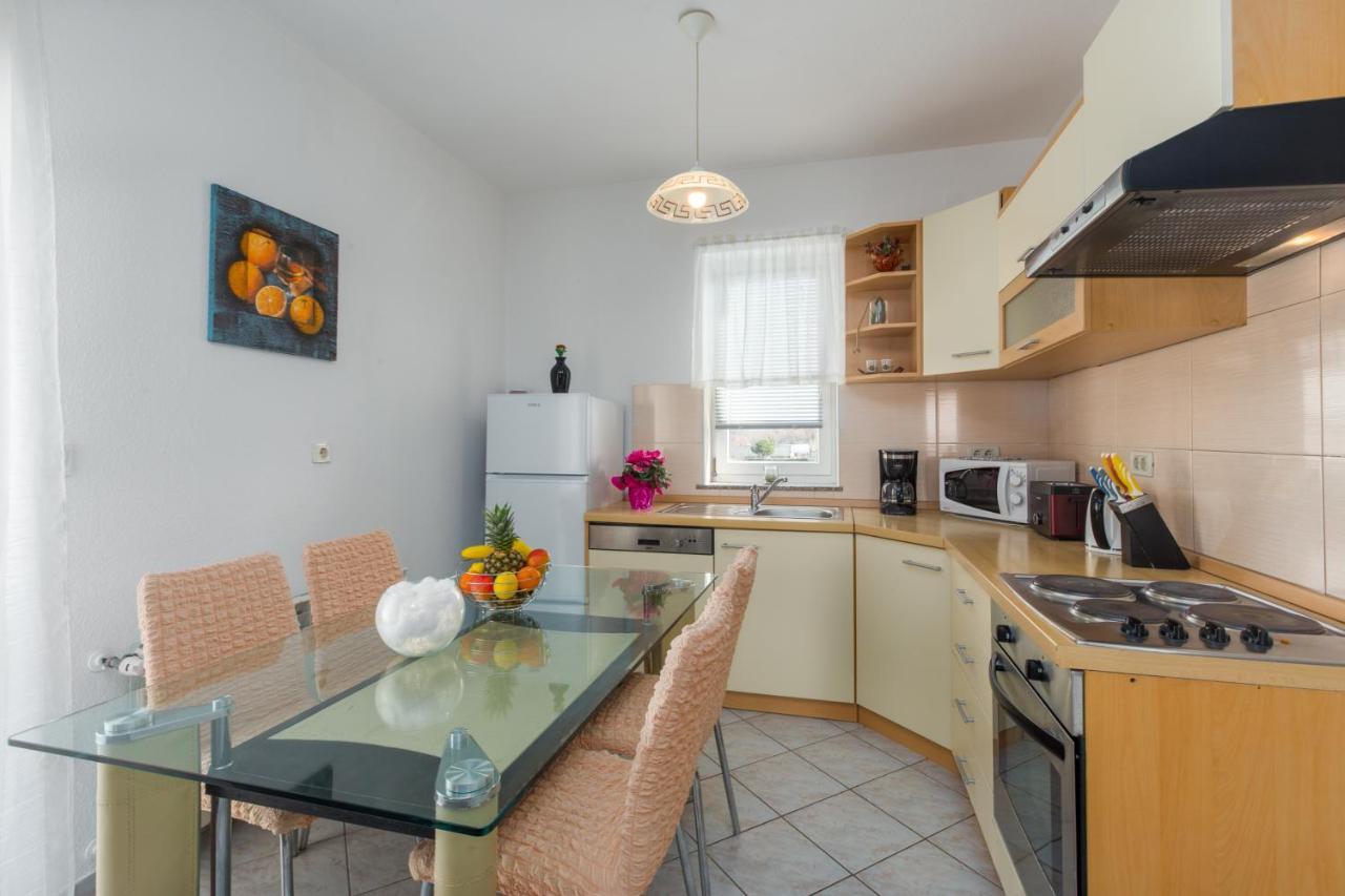 App Ruzica Finida Apartment อูมัค ภายนอก รูปภาพ