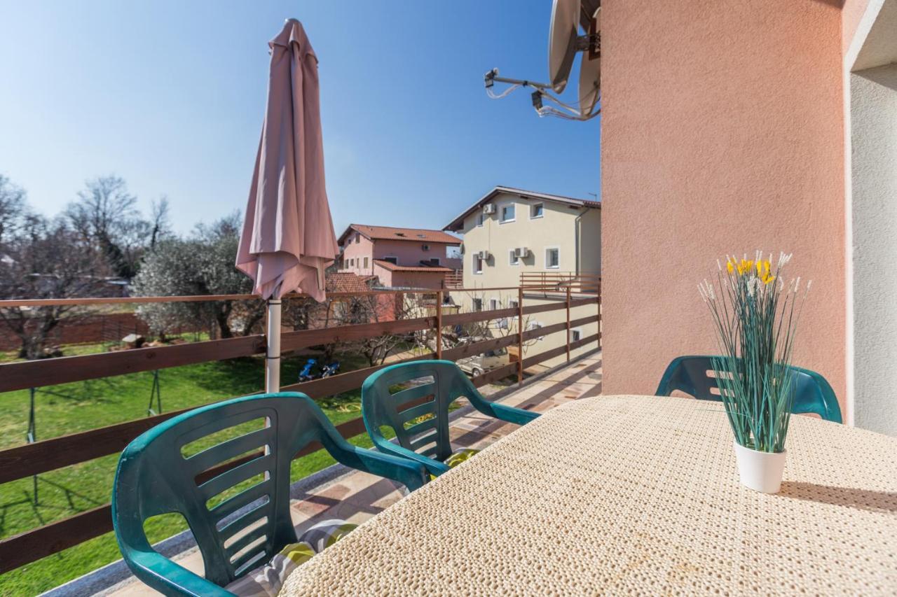 App Ruzica Finida Apartment อูมัค ภายนอก รูปภาพ